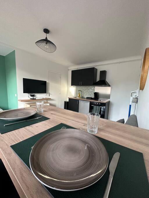 Appartement Proche Paris Et Metro - Parking Prive Maisons-Alfort Buitenkant foto